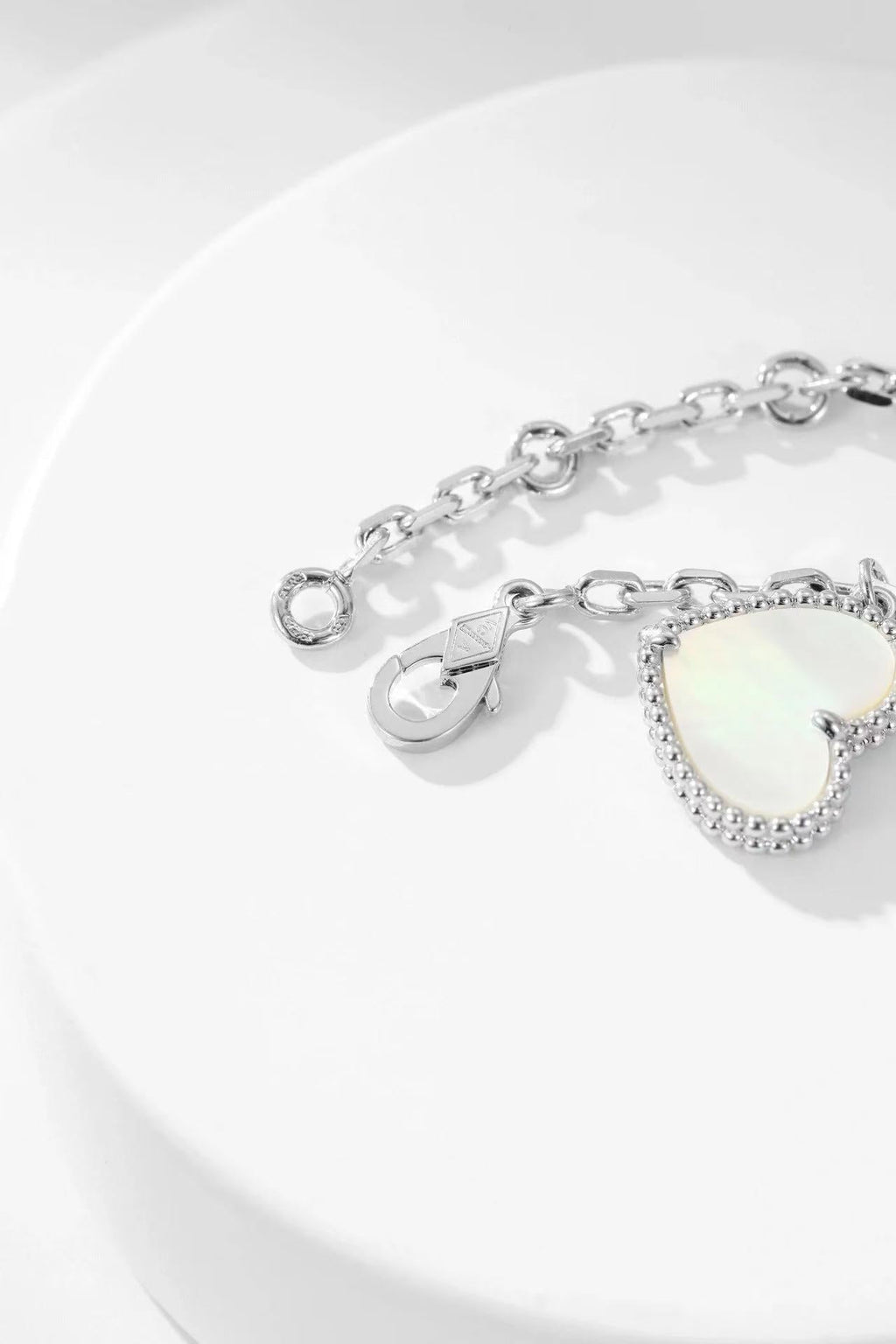 VCA Blue Braceletes 5 Motif