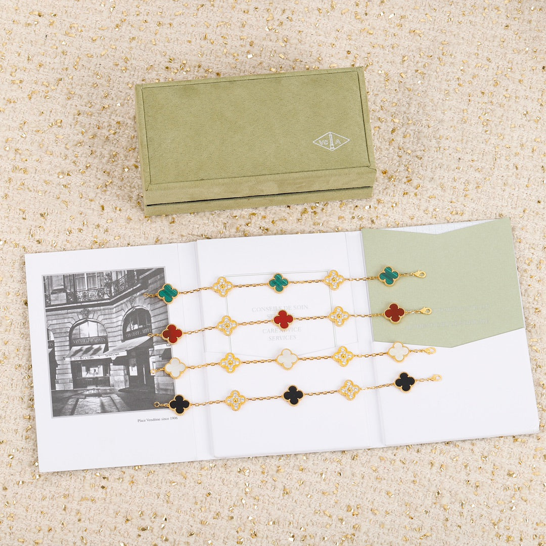 VCA Diamond Clover Bracelet