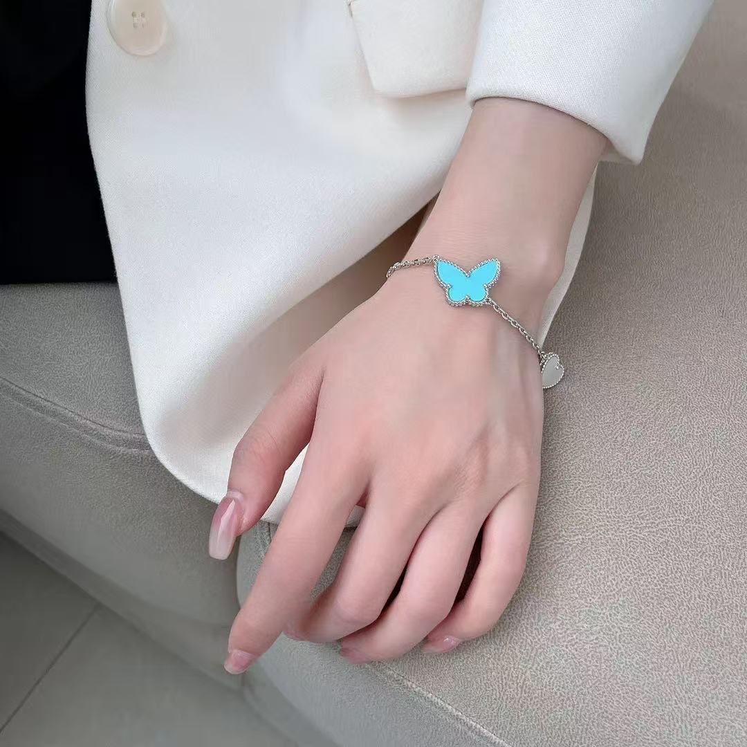 VCA Blue Braceletes 5 Motif